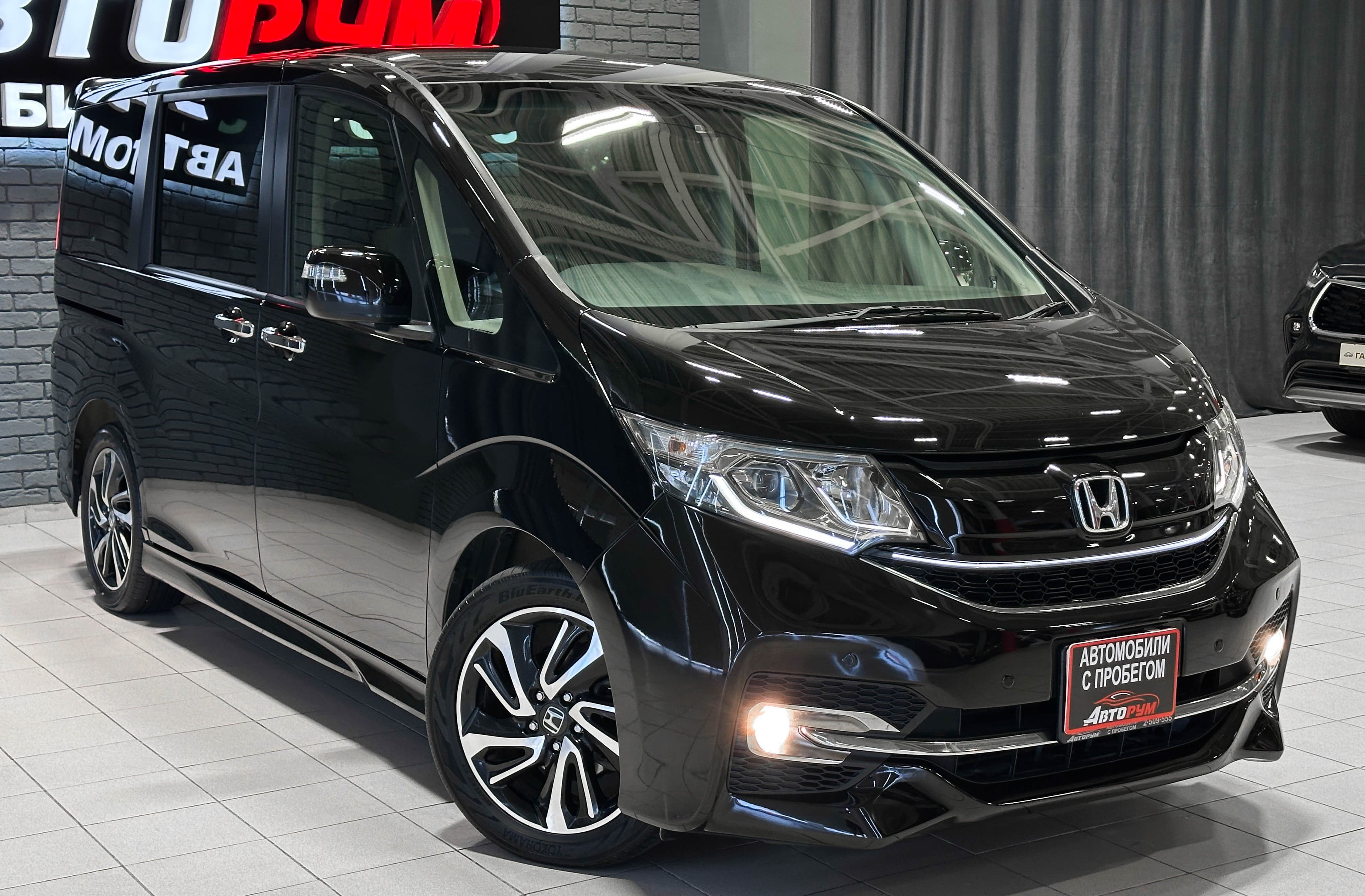 Honda Stepwgn SPADA - 5